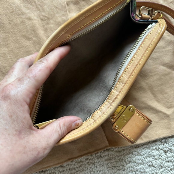 Louis Vuitton Monogram Multicolor Shirley Black - Picture 3 of 5